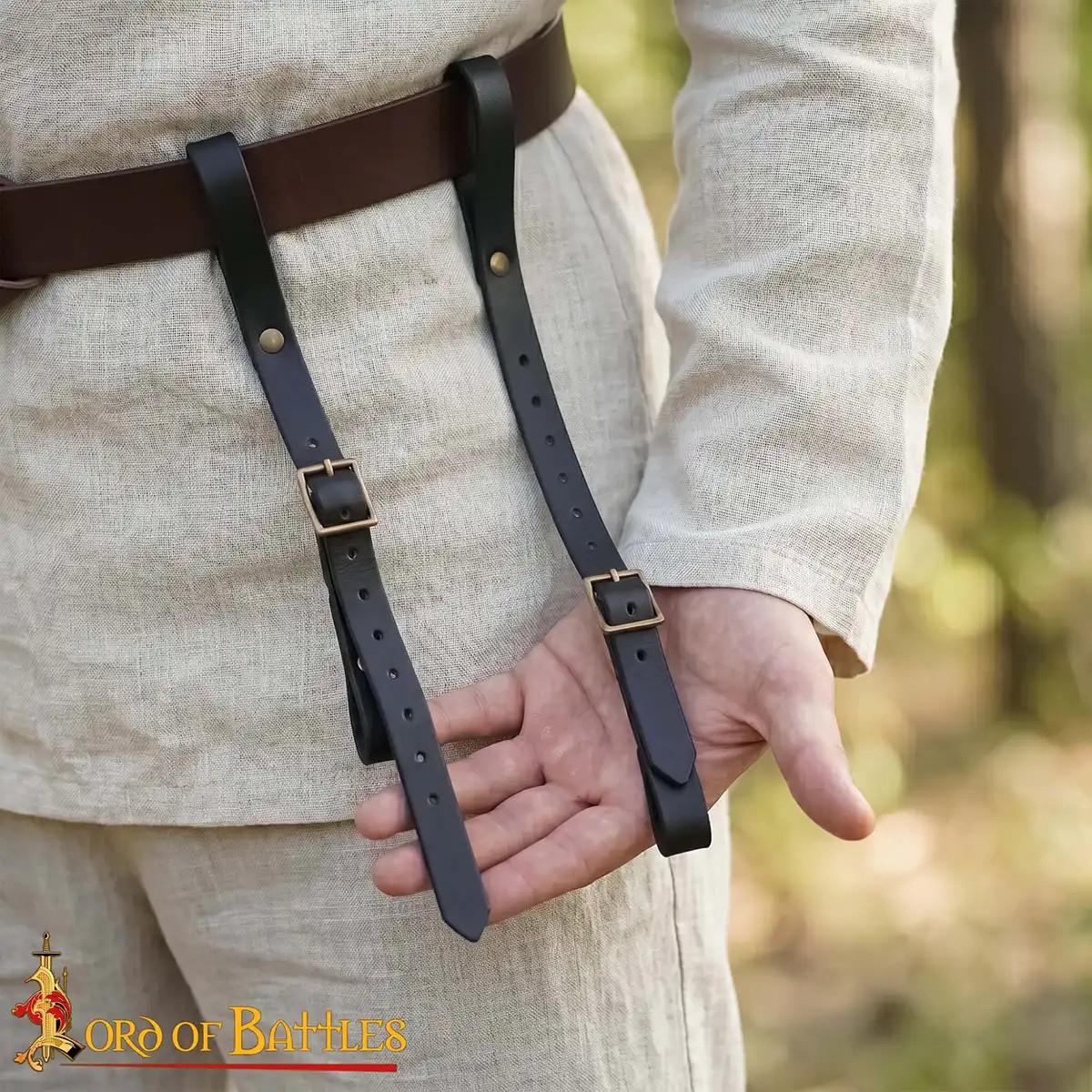 Medieval Adjustable Leather Sword Hanger - Image 4